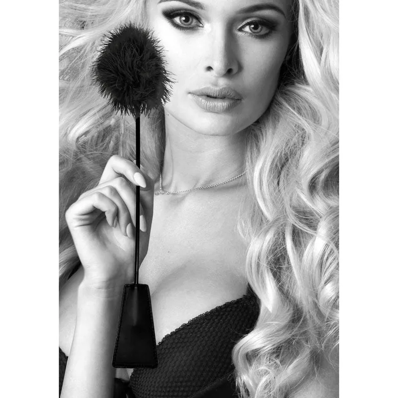 OUCH! Black & White Crop with Feather Tickler - Black 44 cm Feather Crop