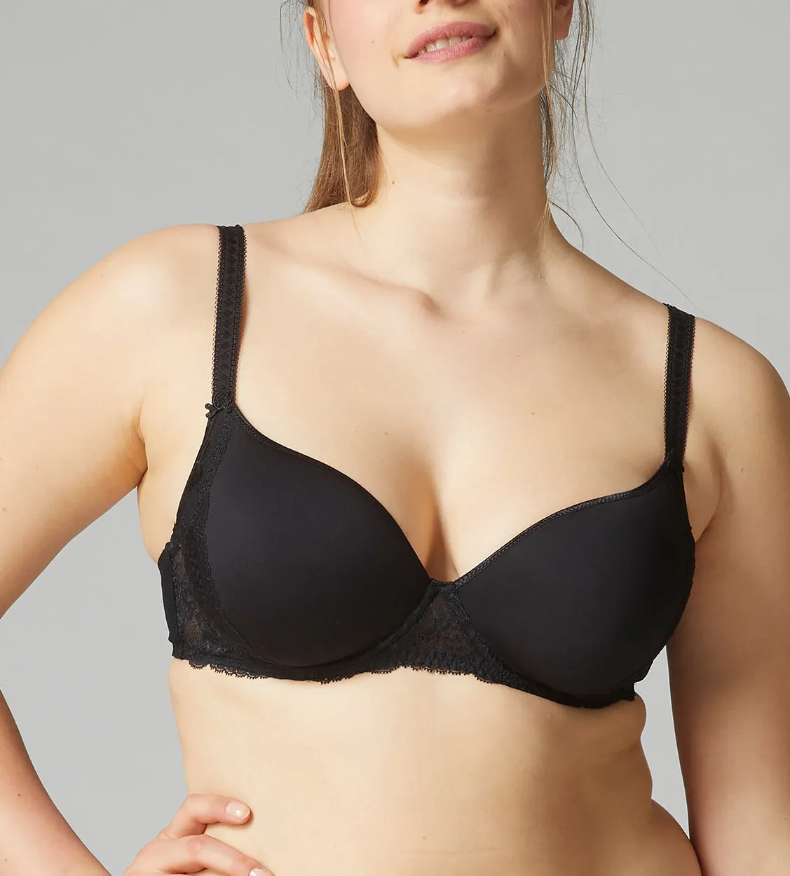 PROMESSE Single Strap 3D Plunge Bra in Black